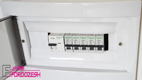 بررسی و رسیدگی پس از خرید تجهیزات تابلو برق صنعتی